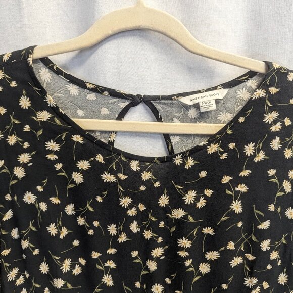 American Eagle Size Small Black Floral Boho Top - Picture 2 of 15